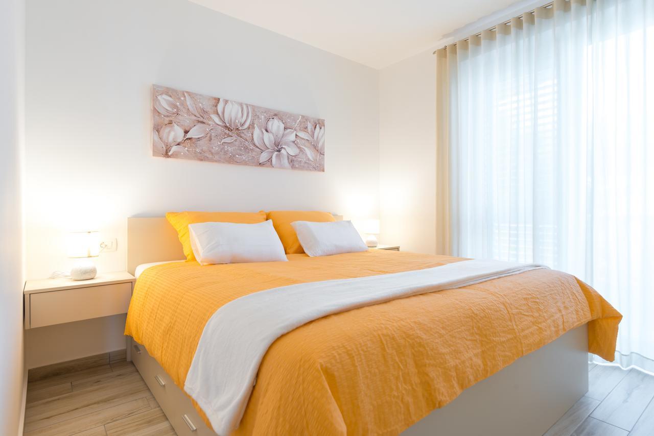 Apartment Ella Deluxe ดูบรอฟนิก ภายนอก รูปภาพ